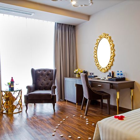 Cicilia City Hotel Saigon Center Hô Chi Minh-Ville Extérieur photo